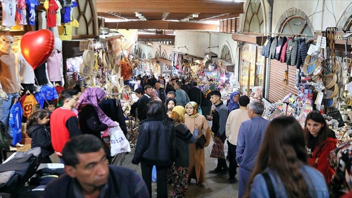 Sivas esnafının yaz sezonu beklentisi gurbetçi hareketliliğine bağlı