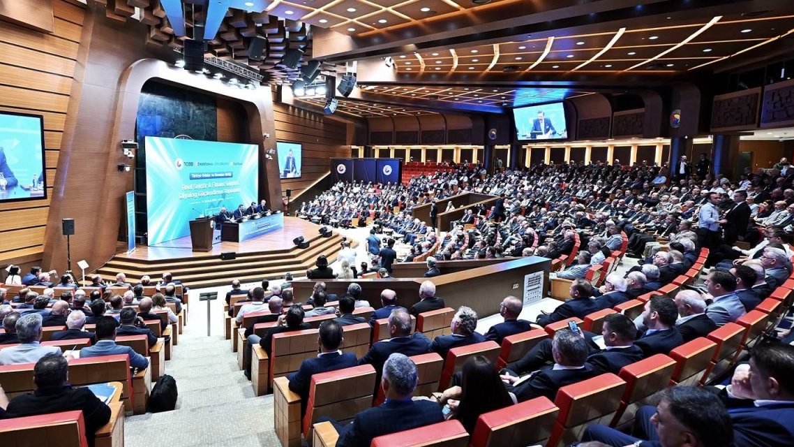 Sivas iş dünyasının finansmana erişim talepleri banka yöneticilerine iletildi